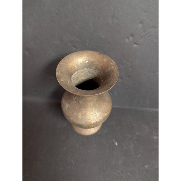 Antique 6" banded brass vase footed Patina flared neck round body Far East - Picture 6 of 6